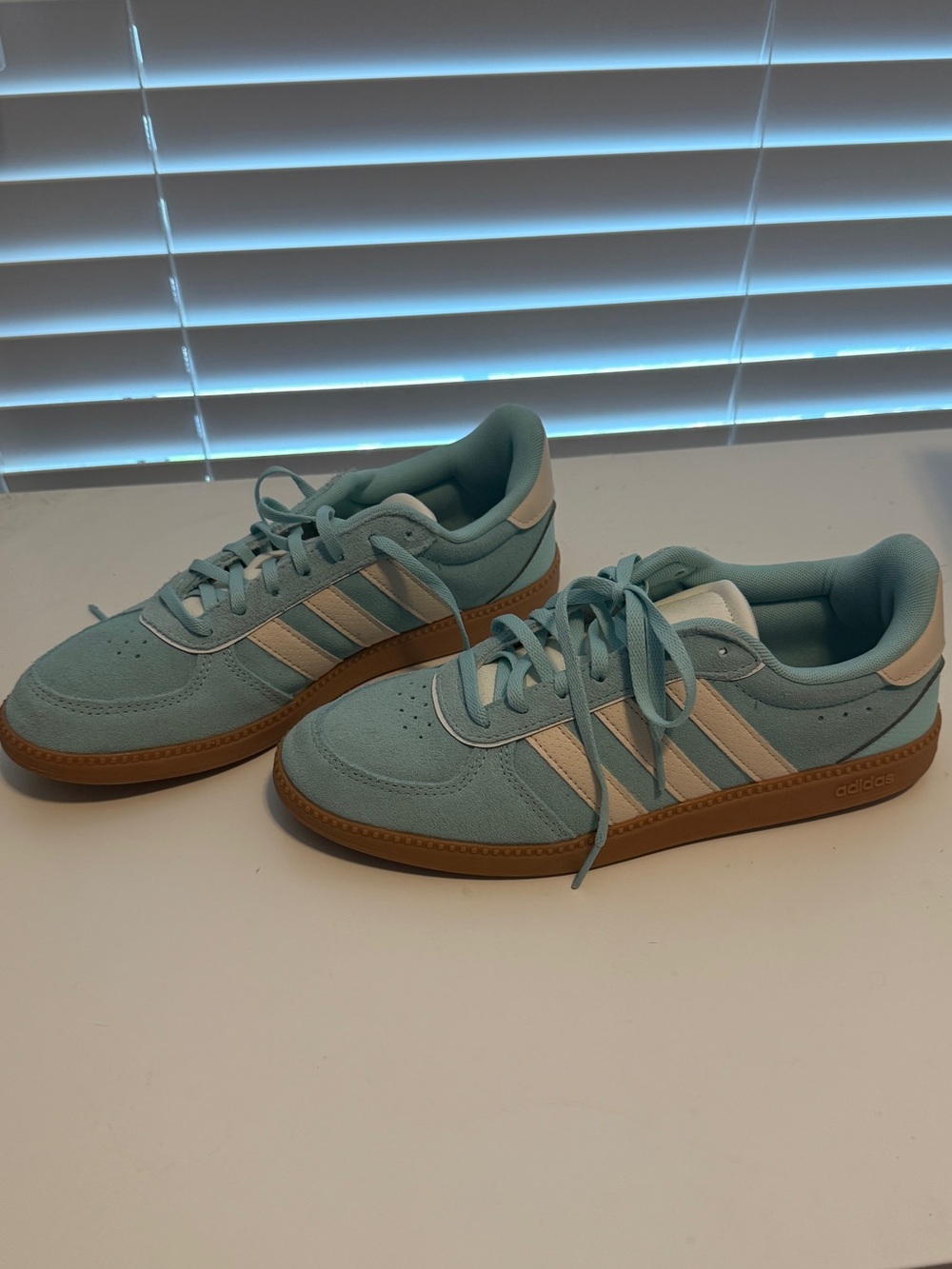 Adidas Breaknet Sleek Suede Aqua Cream Gum Sneakers Women’s 8.5 - Picture 5 of 5